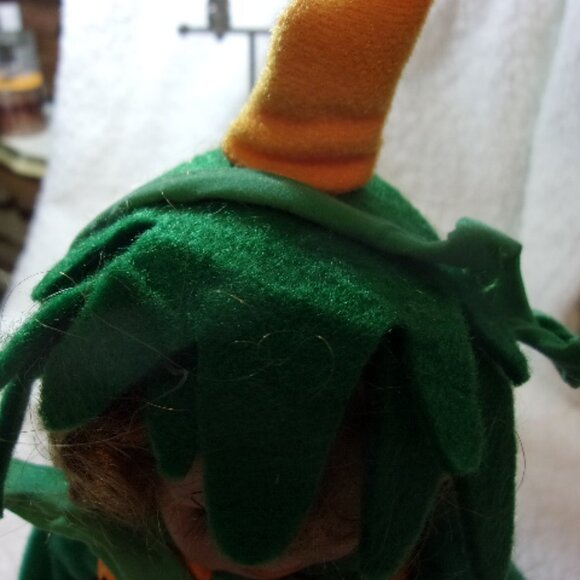 H-497 HAMILTON COLLECTION LIL PUMPKIN PORCELAIN HALLOWEEN DOLL - Picture 11 of 11